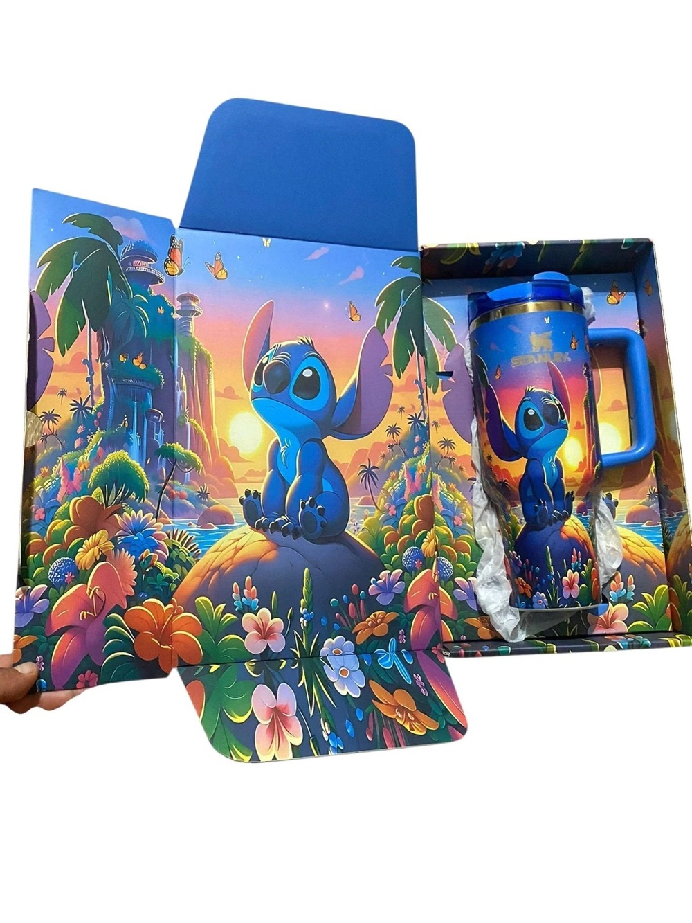 🆕 STANLEY 40 oz. Lilo & Stitch Tumbler black rare nwt box flowstate gift box - Picture 4 of 5